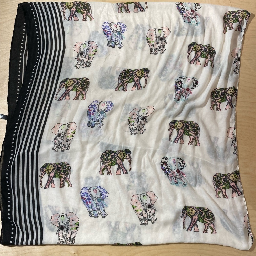 Infinity Scarf Elephant Designs (IM) - Picture 2 of 14